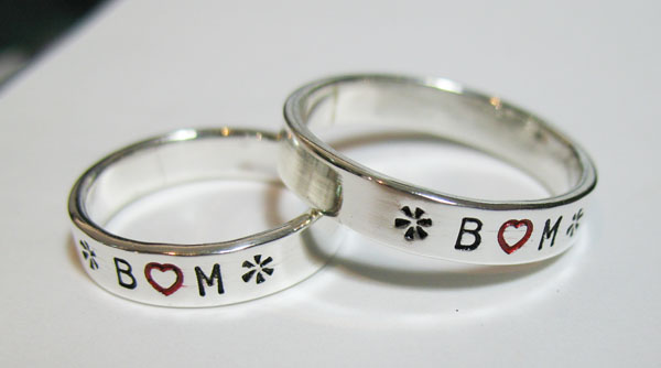 แหวนแกะลาย